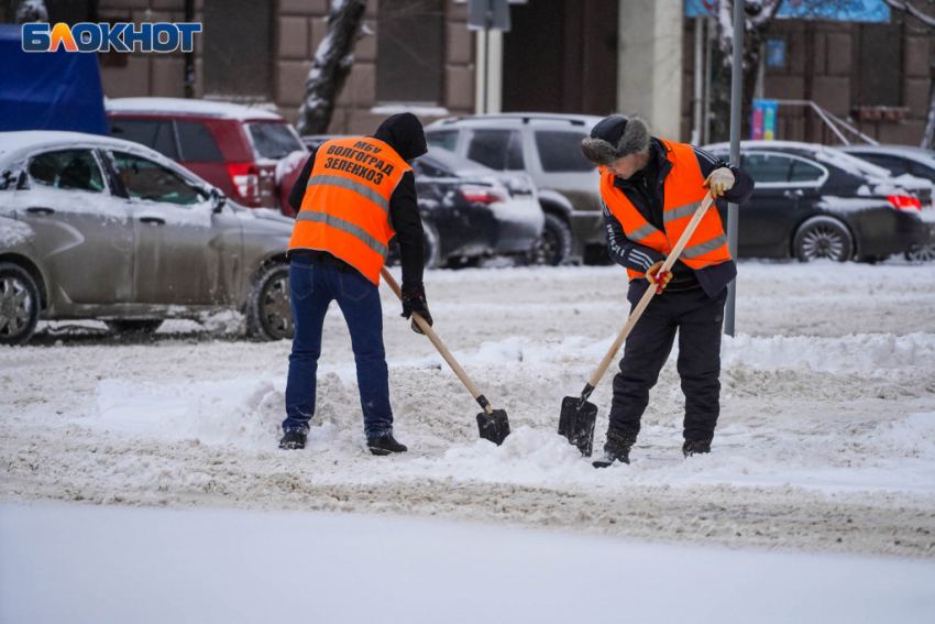 Предприятия и жителей Волгограда отправят на санитарную уборку улиц