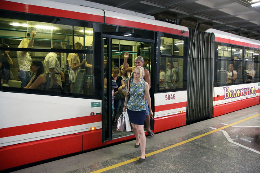 Трамвайные маршруты №3 и 4 восстановлены после сильного ливня в Волгограде