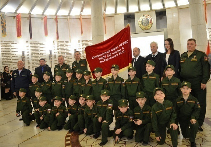 Ряды «Юнармии» пополнили 90 жителей Волгограда
