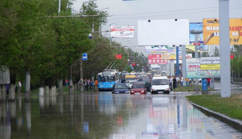 В Волгоградской области на выходных сорвутся дожди и прогремят грозы