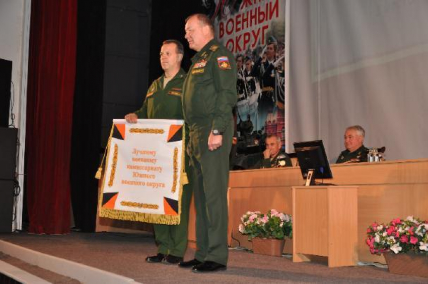 Военный комиссар Волгоградской области полковник Летунов признан одним из лучших в России