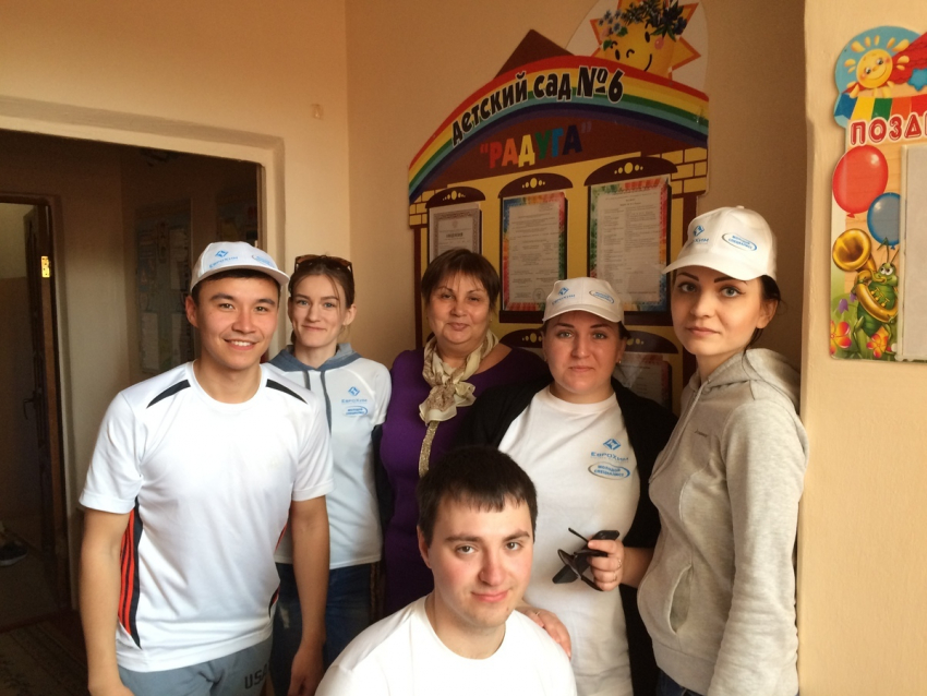 Молодежь «ЕвроХим-ВолгаКалия» устраивает праздники в подшефном детском саду