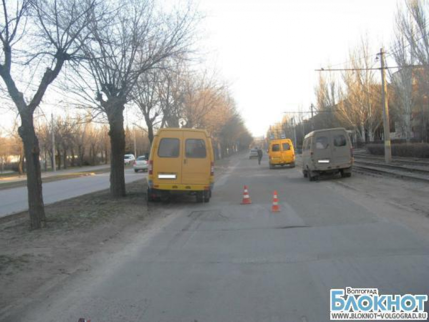 В Волжском ГАЗель сбила 48-летнюю женщину
