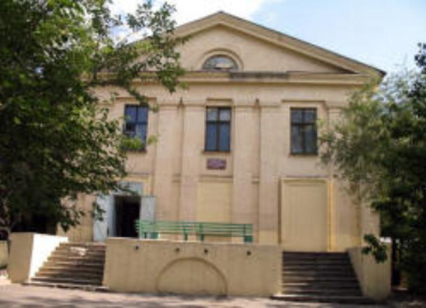 Сотрудник больницы на севере Волгограда умер на рабочем месте                 