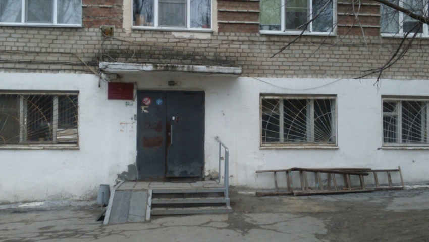 Возле здания МБУ «ЖКХ» в Волгограде прогремел взрыв
