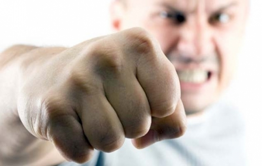 Рецидивист с 30-летним стажем насмерть забил приятеля в Волгограде