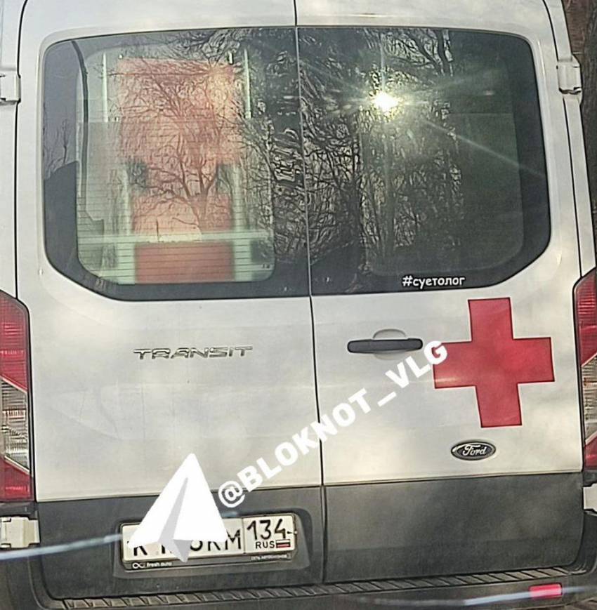 Волгоградский облздрав объяснился за «суетолога» на скорой