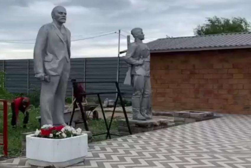 Ленин возвращается? В Волгоградской области массово возвращают памятники вождю