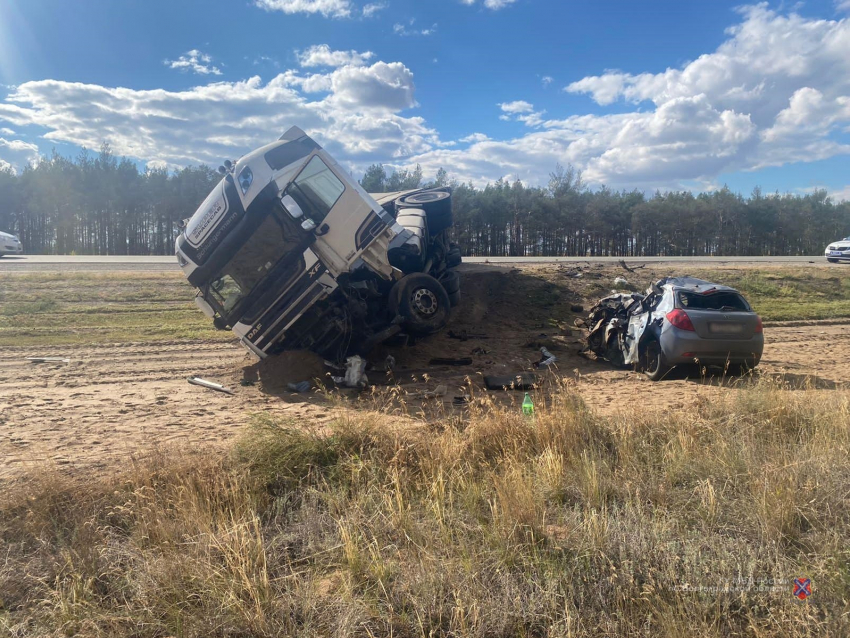Волгоградка совершила смертельный таран грузовика на московской трассе