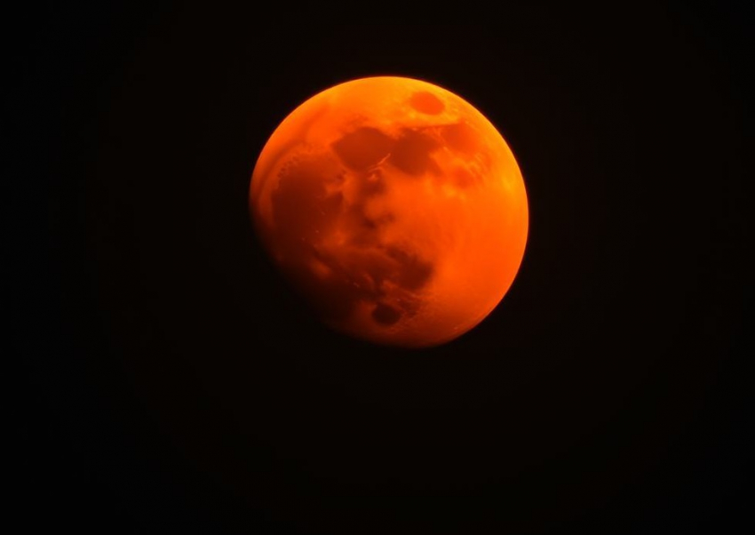 Кровавое затмение увидят в Волгограде впервые за 7 лет