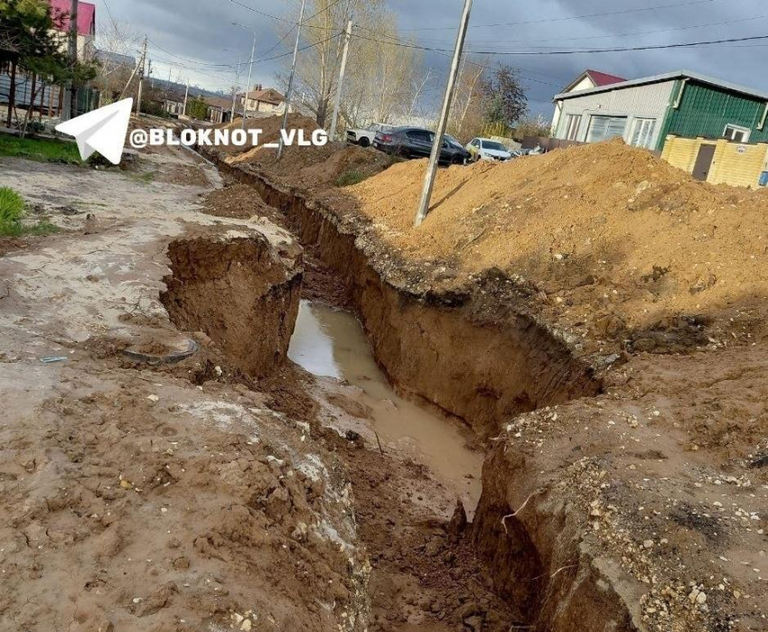 В мэрии объяснились за смертельные ловушки в поселке для многодетных в Волгограде