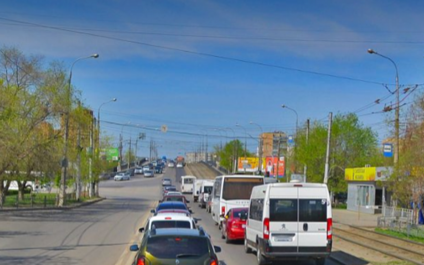 Невидимая остановка стала поводом для скандалов на юге Волгограда