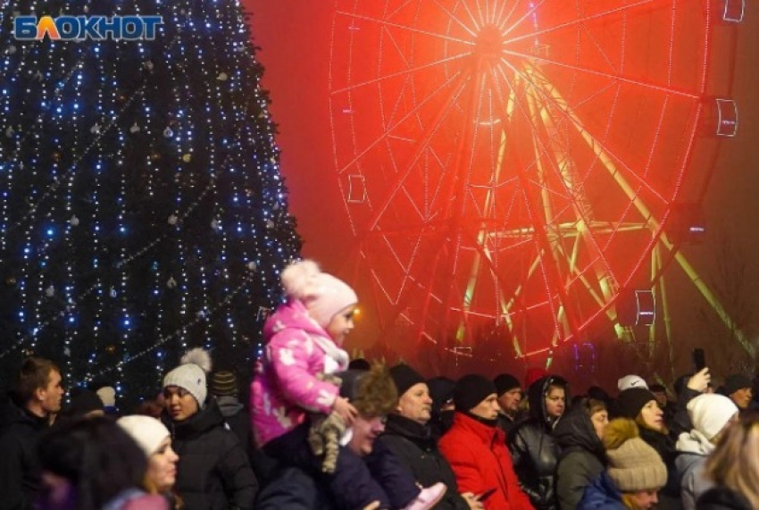 Традиционный новогодний салют отменили в Волгограде