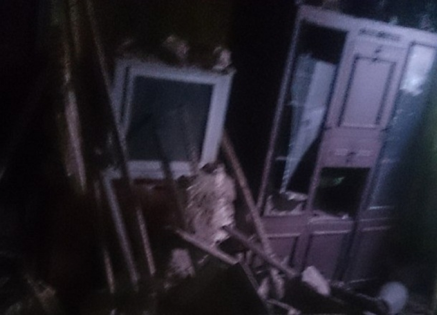 В квартире на севере Волгограда рухнул потолок