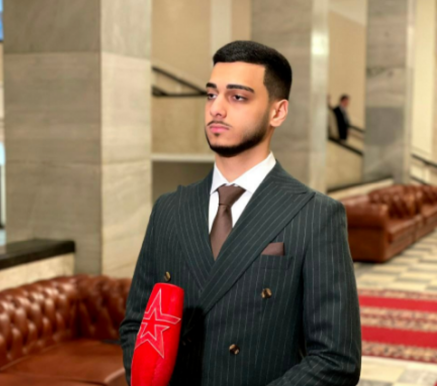 17-летний волгоградский блогер в Госдуме предложил создать Армию медийщиков 