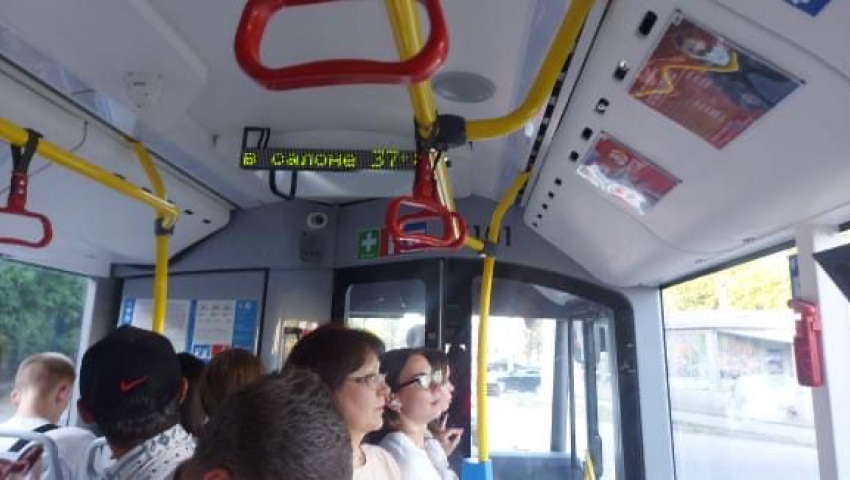 «Дышим друг другом»: новые троллейбусы в Волгограде раскалились до +37