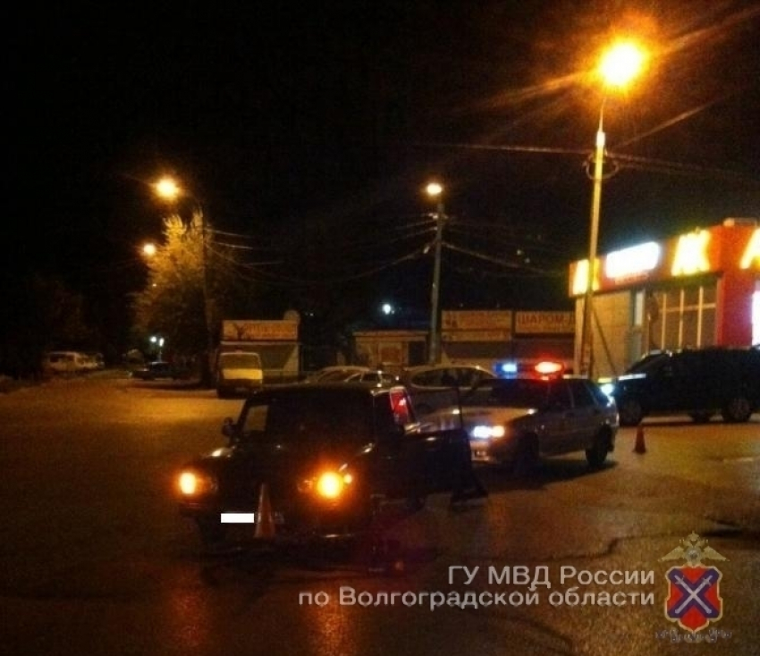 На юге Волгограда девушка на «ВАЗ» сбила подростка-велосипедиста