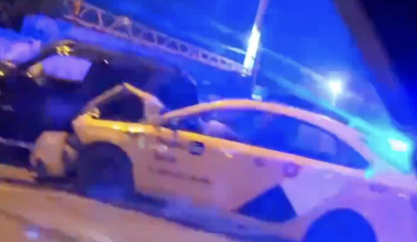 Три автомобиля разбились в Волгограде — видео