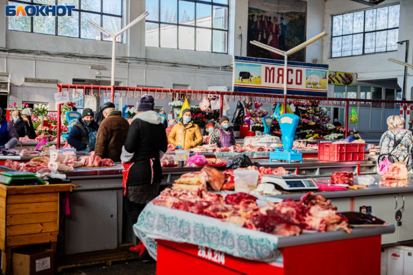 «Говядина только по праздникам»: волгоградцы назвали продукты, на которых теперь экономят