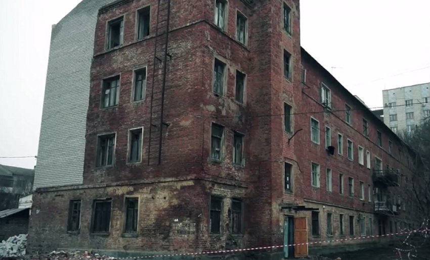 Город после «бомбежки": ТОП-7 разрушенных общежитий в Волгограде