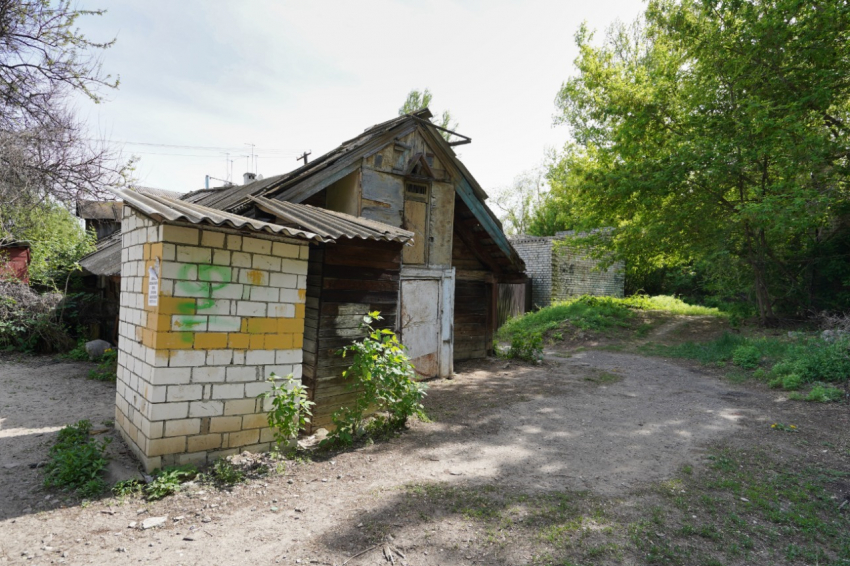 Труп мужчины нашли в подвале в Волгоградской области 