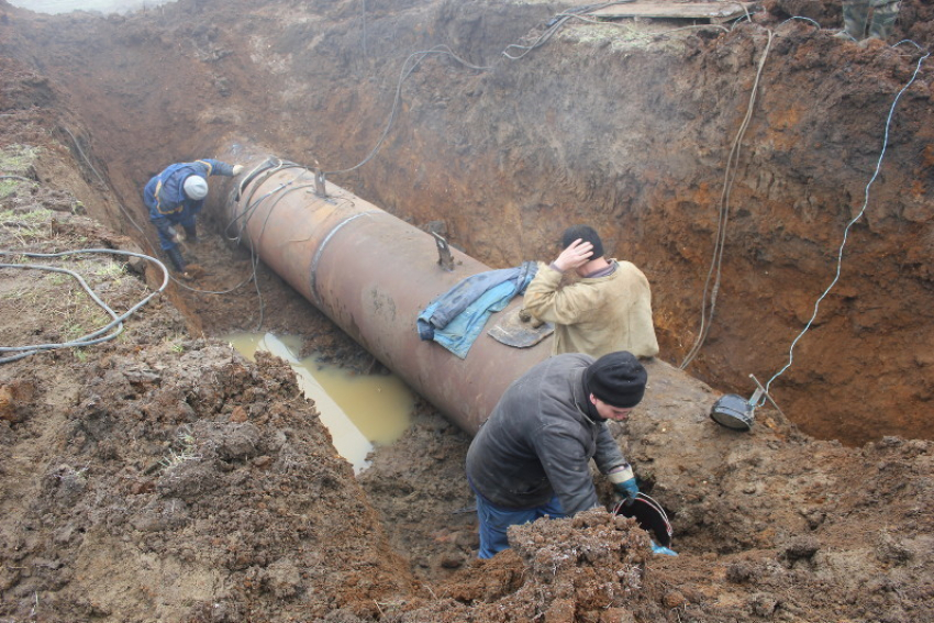 Волгоградцы 10 дней обжигаются кипятком из обеих кранов