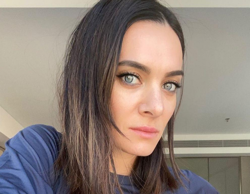 Долги за коммуналку нашли у уехавшей из России Исинбаевой