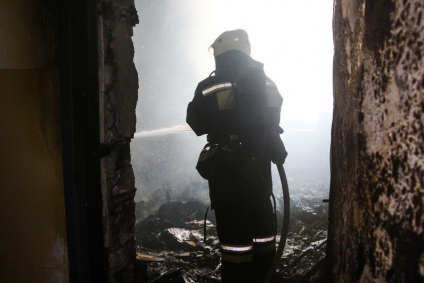 Три человека погибли при пожарах в Волгоградской области