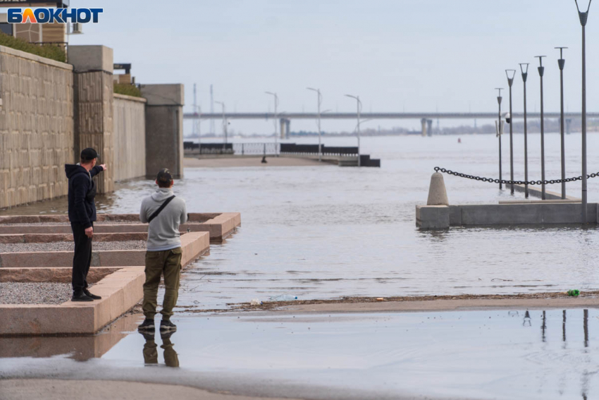  Скоро все будет под водой: в Волгограде ждут небывалого затопления набережной 