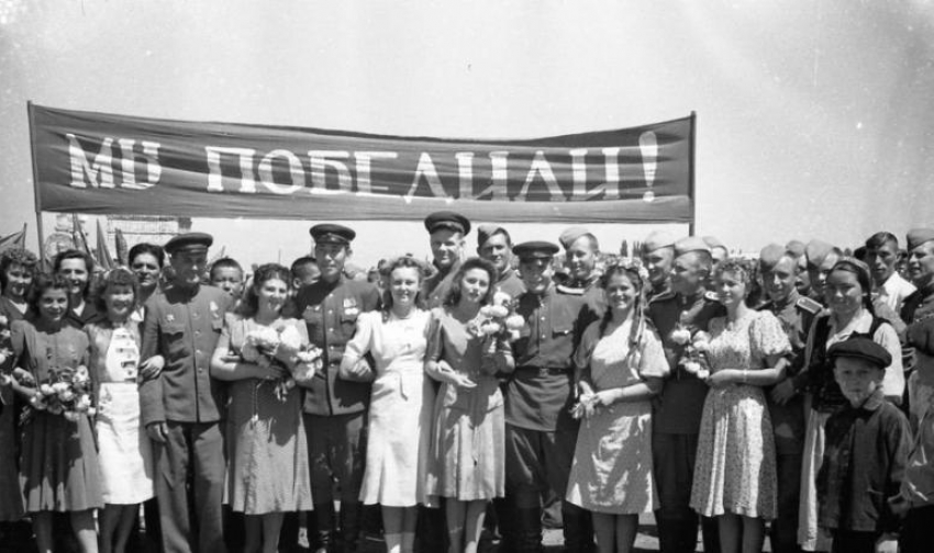 Как отмечали День Победы в Волгограде во времена СССР