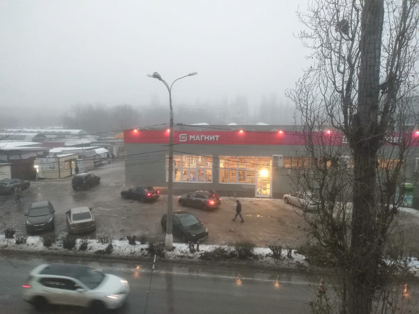 Сильный туман накрыл юг Волгограда