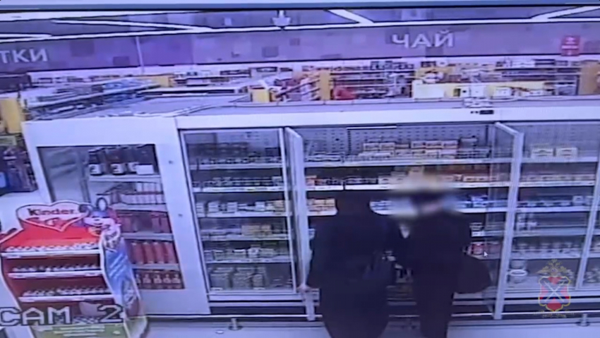 Полсотни пачек сыра и масла стянули два волгоградских студента из магазина