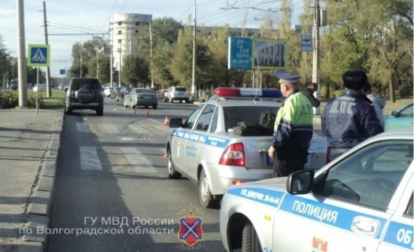 В центре Волгограда водитель на Mitsubishi сбил 53-летнюю женщину