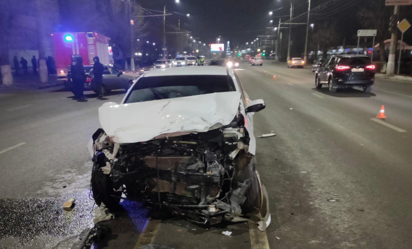 Смертельное ДТП в центре Волгограда попало на видео