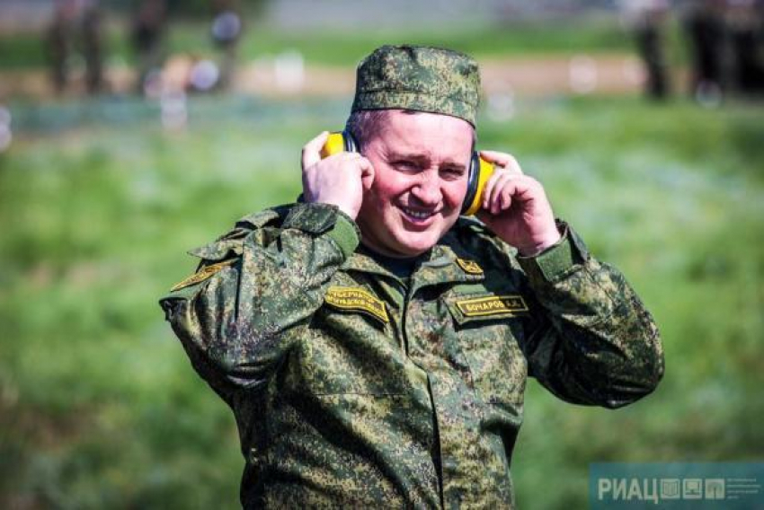 Губернатор Андрей Бочаров не пришел на встречу с волгоградскими учителями