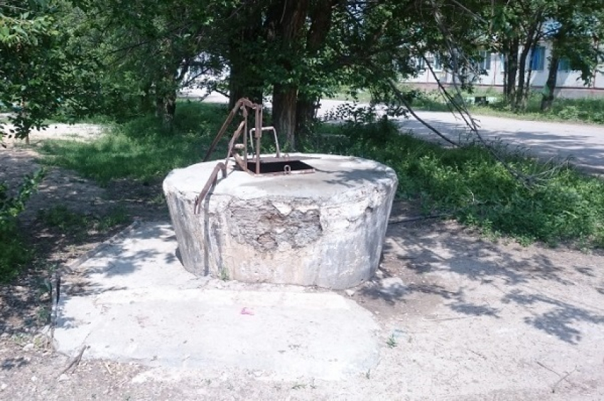 В Волгоградской области людей поили опасной для жизни водой за их же деньги