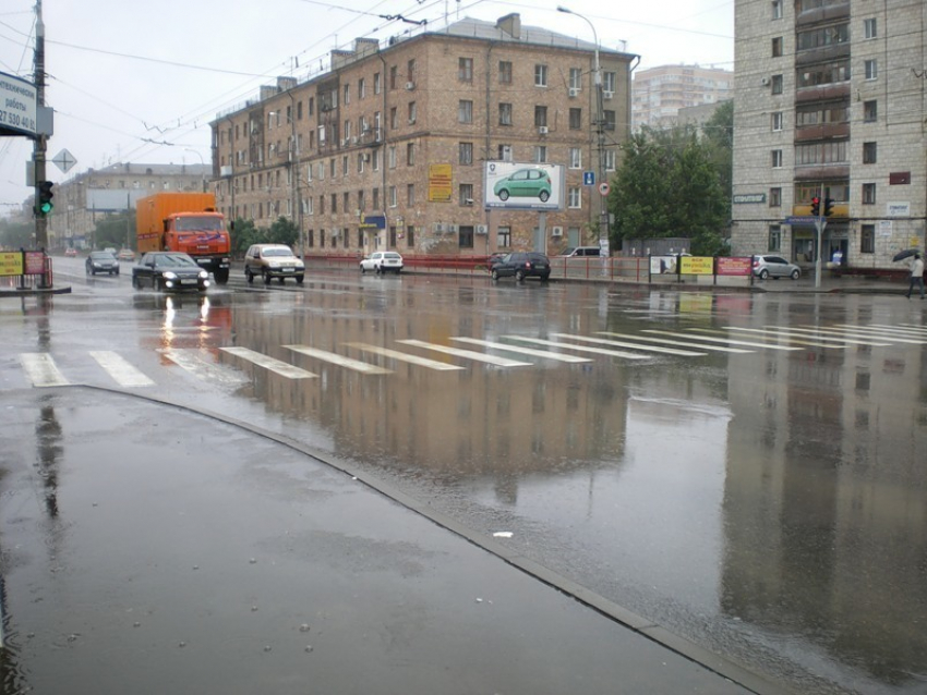 На смену урагану и снегопаду в Волгоград пришли дожди