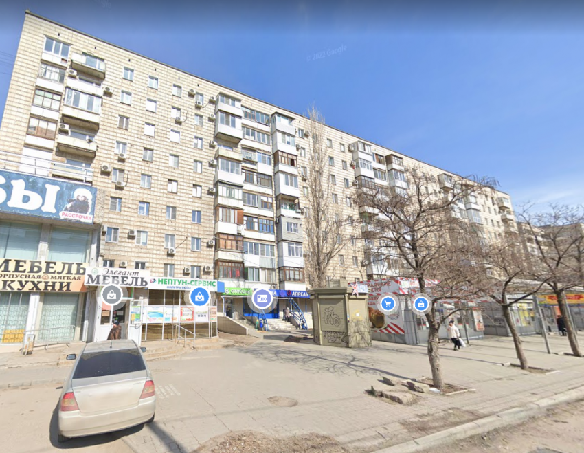 Возле магазинов нашли труп на юге Волгограда