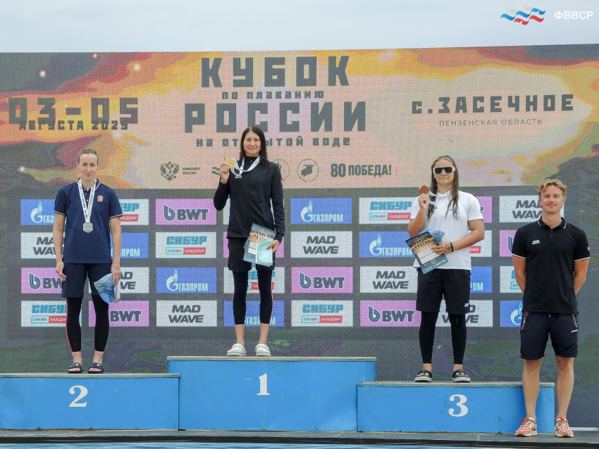 На Кубке России по плаванию на открытой воде балом правили волгоградки