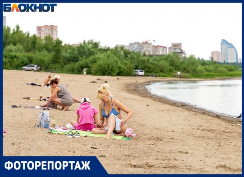 «Сказали, нужно успеть за 5 дней»: пляж с видом на «Волжские паруса» готовят к открытию в Волгограде