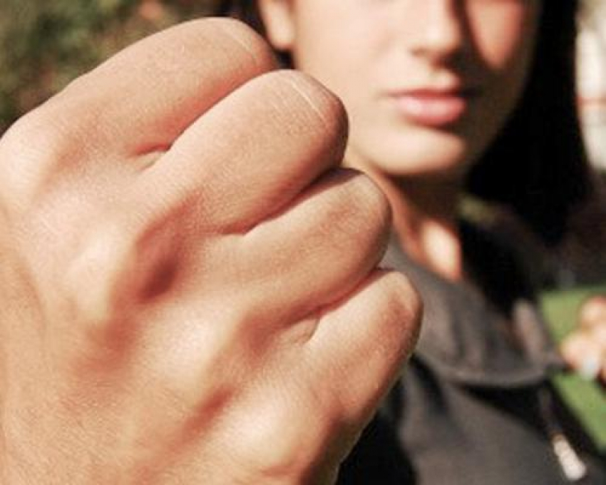 Под Волгоградом 41-летняя умирала от удара мужа в течение недели