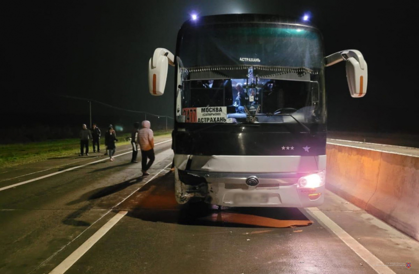 Автобус из Москвы с 44 пассажирами попал в ДТП в Волгоградской области