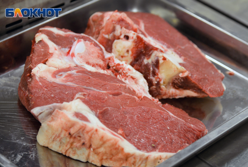Мясную продукцию неизвестного происхождения ввели в оборот в Волгоградской области