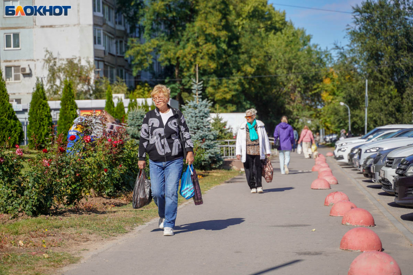 Микрорайон на месте аэродрома, мечта СССР и первый шоппинг-молл: как живут волгоградцы на Семи ветрах