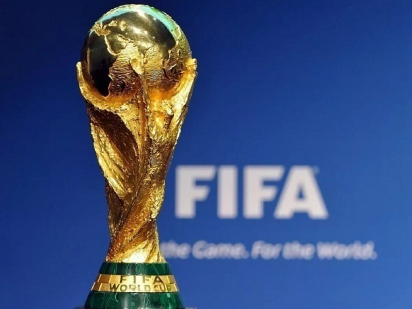Волгограды не верят, что в город привезут подлинный Кубок чемпионата мира по футболу