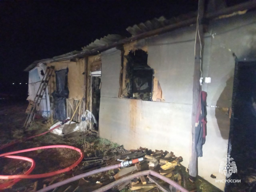 Тело мужчины обнаружили в хозпостройке под Волгоградом 