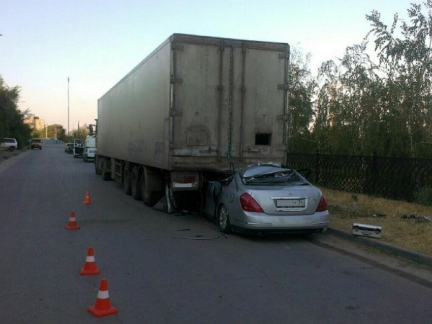 В Волгограде 15-летняя школьница на «Ниссане» чуть не угробила 2-летнего брата