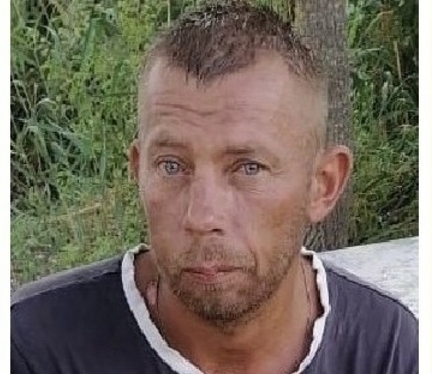 В Волгограде бесследно пропал 40-летний голубоглазый мужчина во всем черном