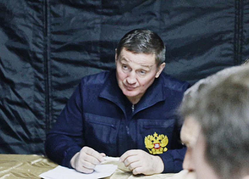 Губернатор Андрей Бочаров не стал объявлять траур по 11 погибшим в столкновении катамарана и баржи