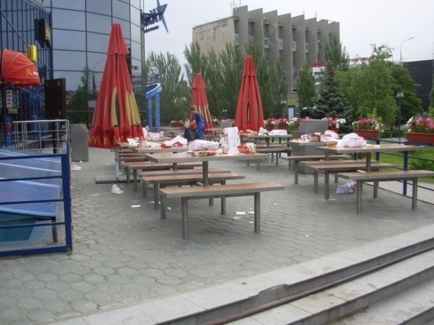 В Волгограде из-за кишечной палочки собираются закрывать Макдоналдсы